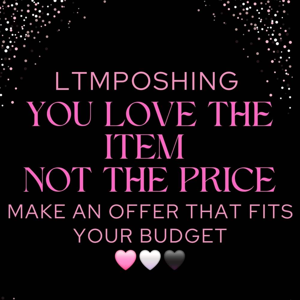 🩷🤍🖤MAKE AN OFFER TODAY🩷🤍🖤